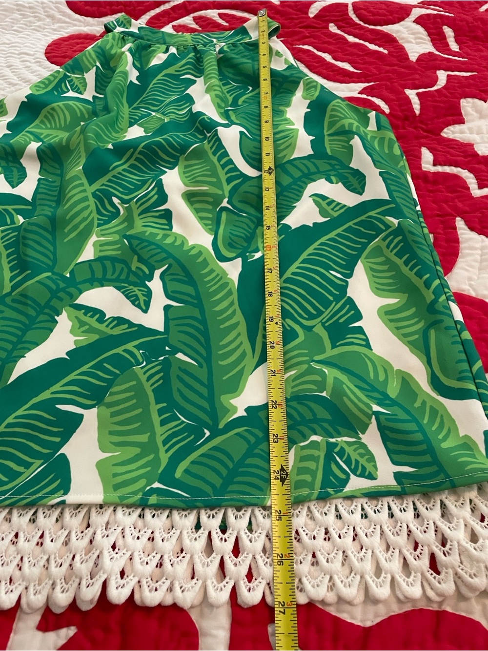 Sail to Sable Banana Leaf Print with Crochet Trim Halter Top in Medium NWOT - Picture 11 of 13